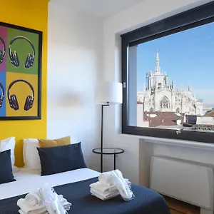 Daire Sweett - Duomo View 